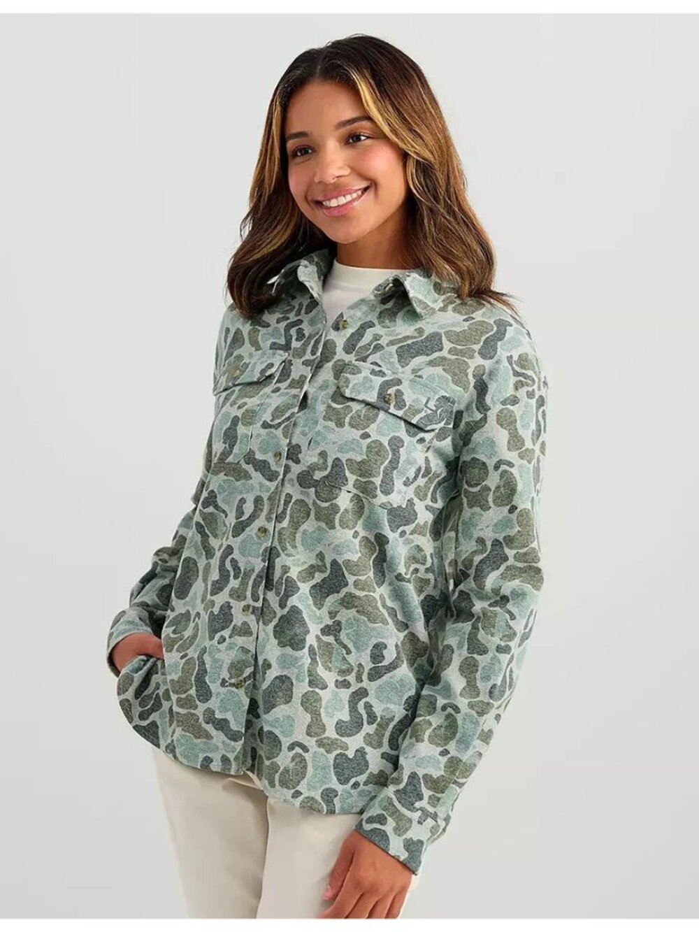 HUK Women's Chesapeake KC Printed Flannel Volcanic Ash Camo Size XL Button up - Picture 6 of 12